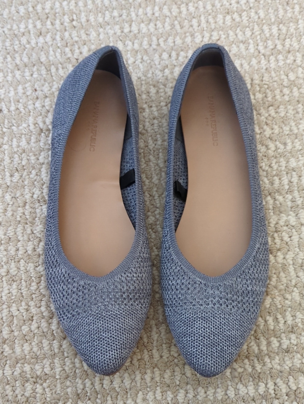 Banana Republic Gray Woven Flats